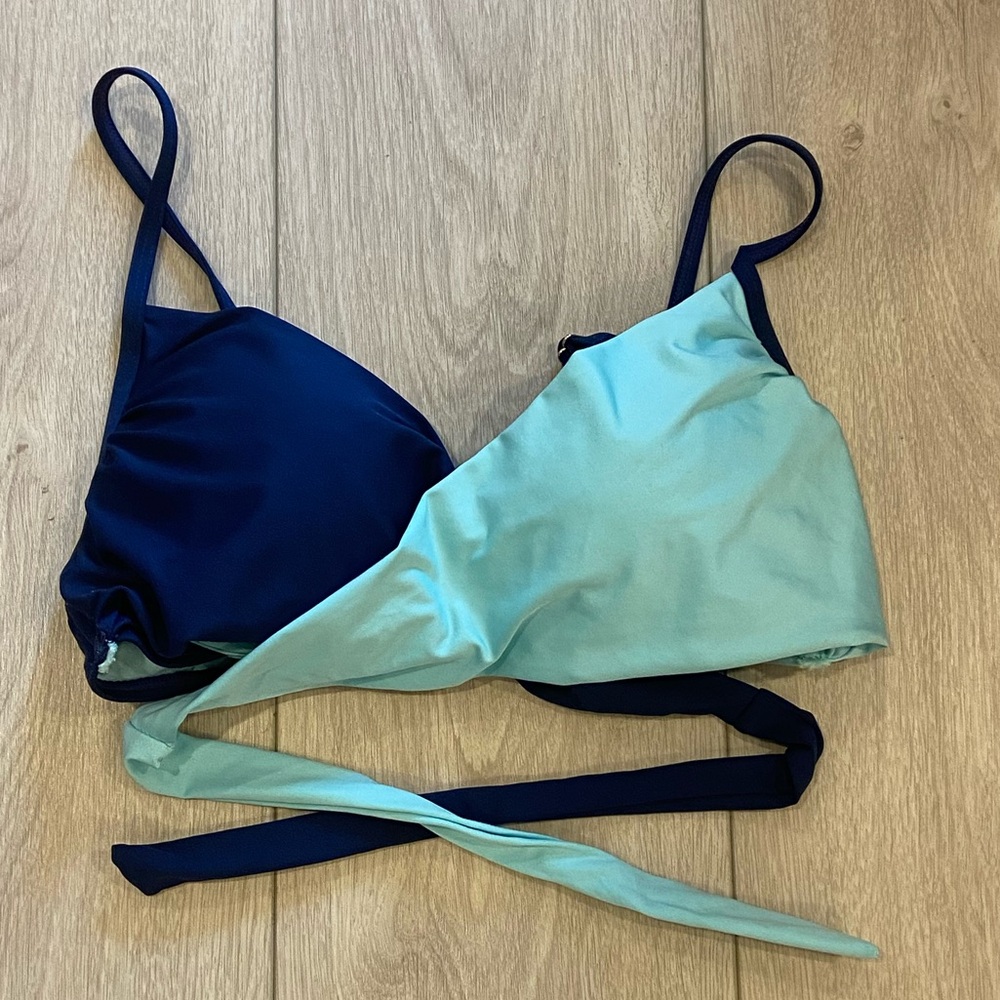 La Vie En Rose Bikini Top